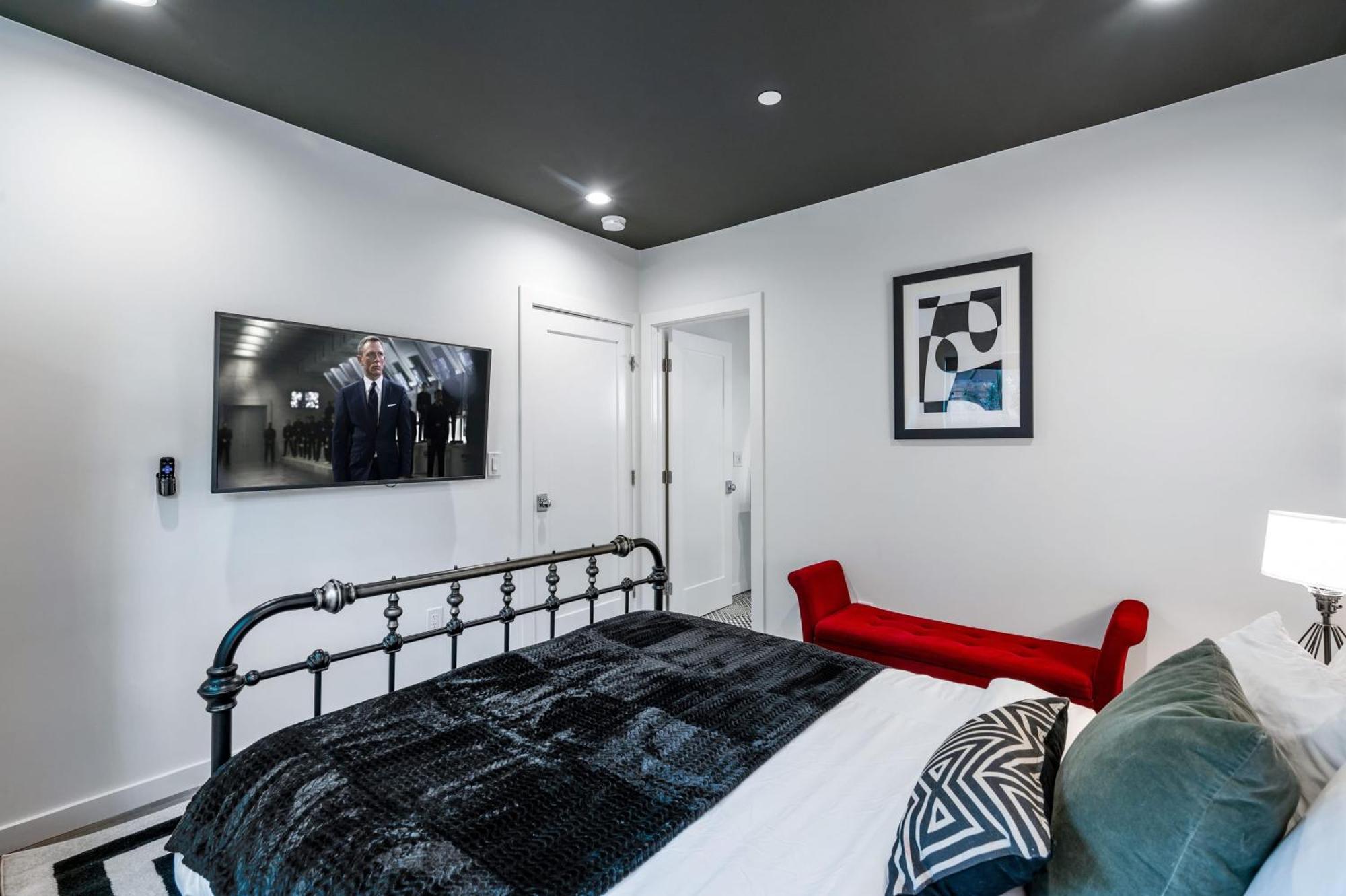 Rock N Roll By Avantstay Vibey Hollywood Retreat Steps To Attractions لوس أنجلوس المظهر الخارجي الصورة