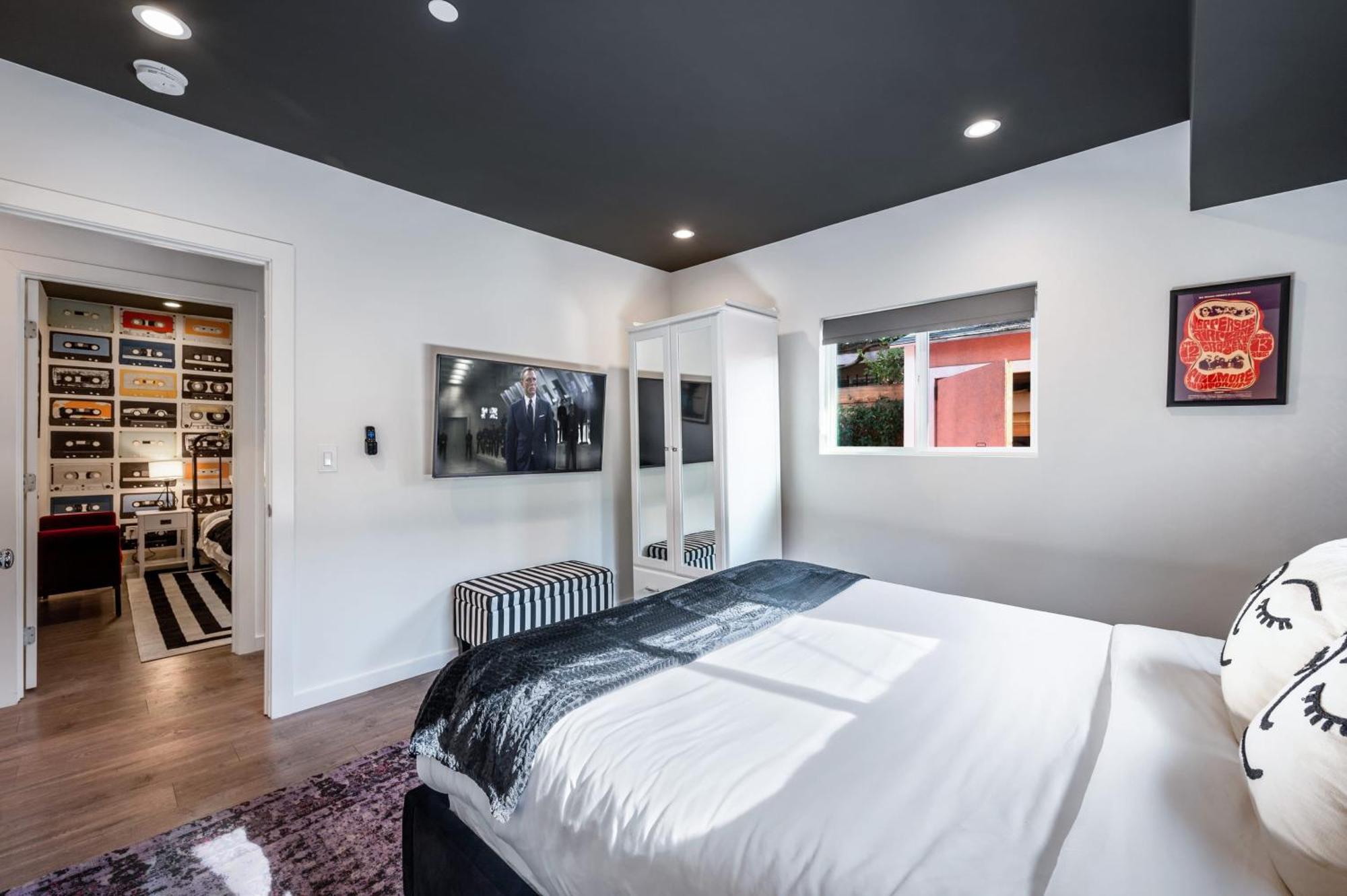 Rock N Roll By Avantstay Vibey Hollywood Retreat Steps To Attractions لوس أنجلوس المظهر الخارجي الصورة